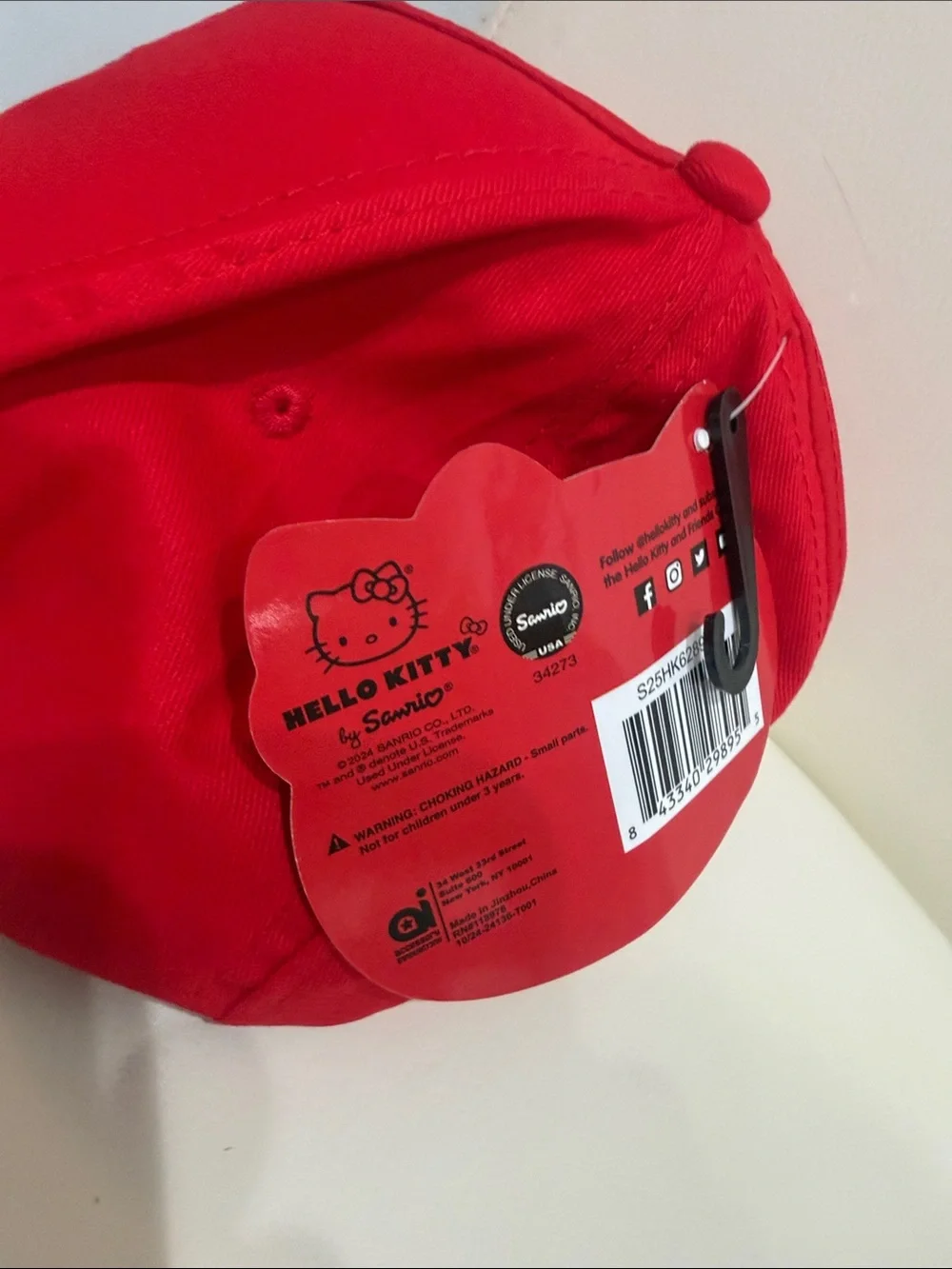 Hello Kitty Red/White/Black 